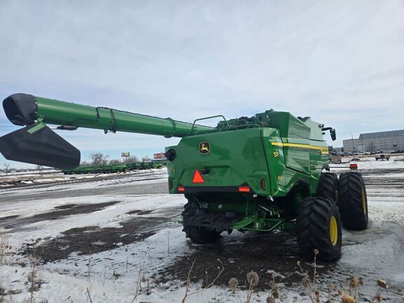 2025 John Deere S7 800 Combine