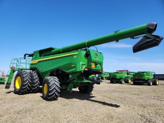 2025 John Deere S7 800 Combine