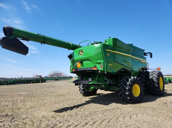 2025 John Deere S7 800 Combine