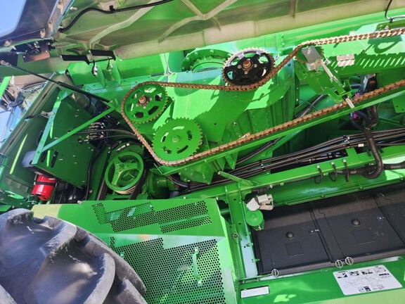 2025 John Deere S7 800 Combine