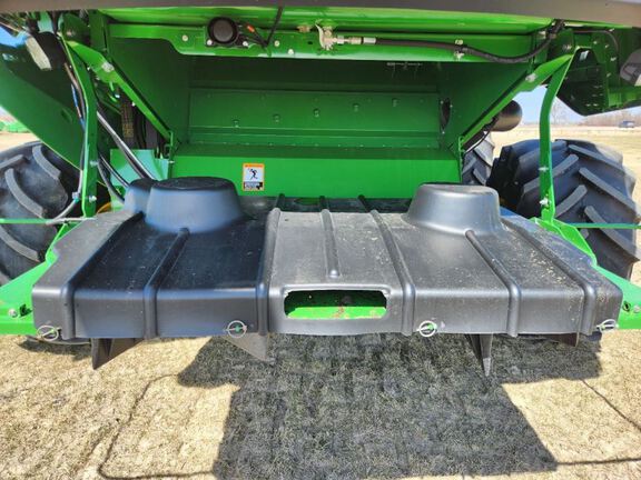 2025 John Deere S7 800 Combine