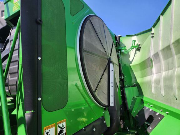 2025 John Deere S7 800 Combine