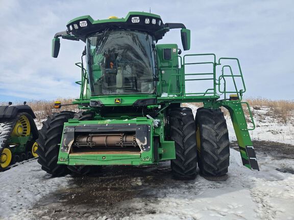 2025 John Deere S7 800 Combine