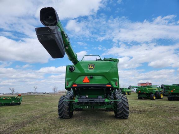 2025 John Deere S7 800 Combine