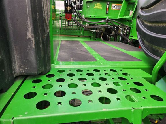 2025 John Deere S7 800 Combine