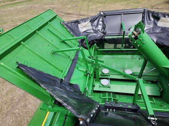 2025 John Deere S7 800 Combine