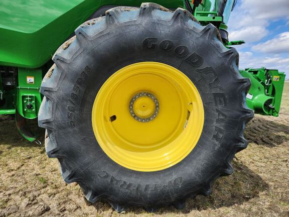 2025 John Deere S7 800 Combine