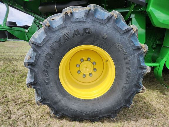 2025 John Deere S7 800 Combine