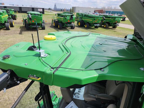 2025 John Deere S7 800 Combine