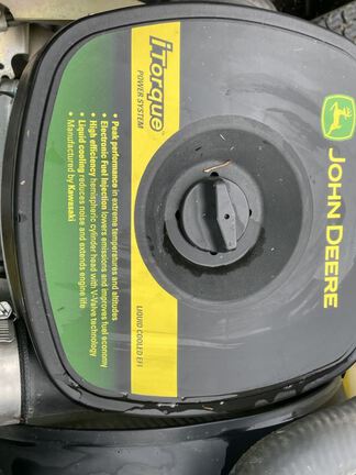 2011 John Deere X724 Garden Tractor