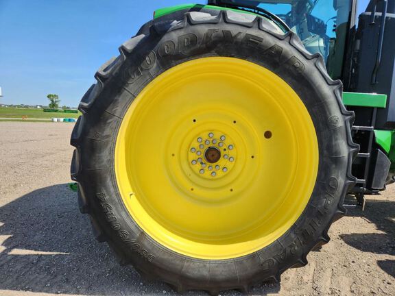 2024 John Deere 8R 280 Tractor