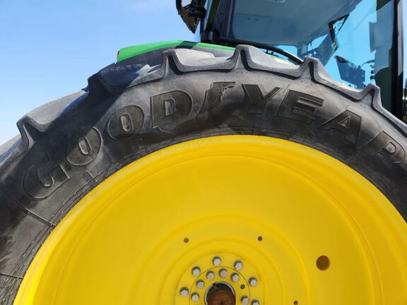 2024 John Deere 8R 280 Tractor