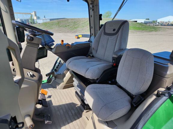 2024 John Deere 8R 280 Tractor