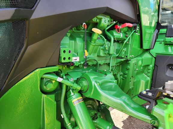2021 John Deere 8R 340 Tractor