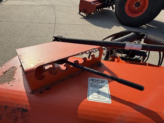 Kubota B2650 Tractor Compact