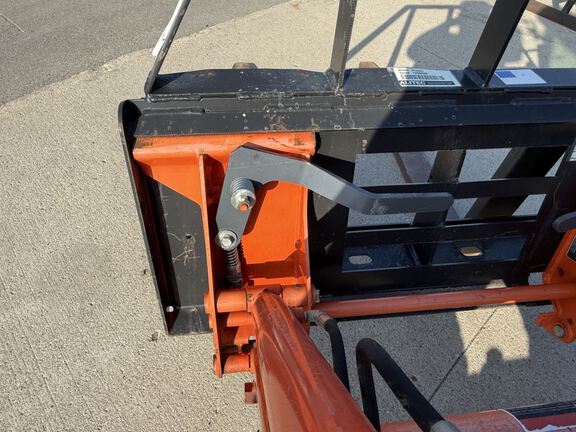 Kubota B2650 Tractor Compact