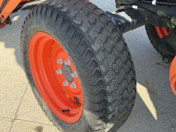 Kubota B2650 Tractor Compact