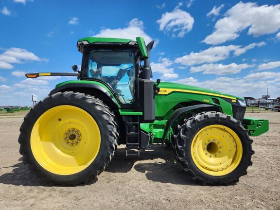 2021 John Deere 8R 340 Tractor