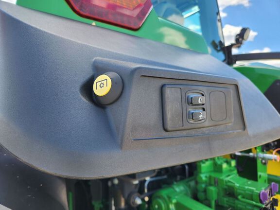 2021 John Deere 8R 340 Tractor