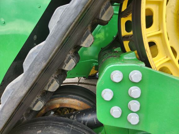 2023 John Deere 9RX 590 Tractor Rubber Track
