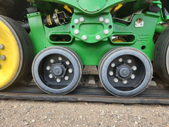 2023 John Deere 9RX 590 Tractor Rubber Track