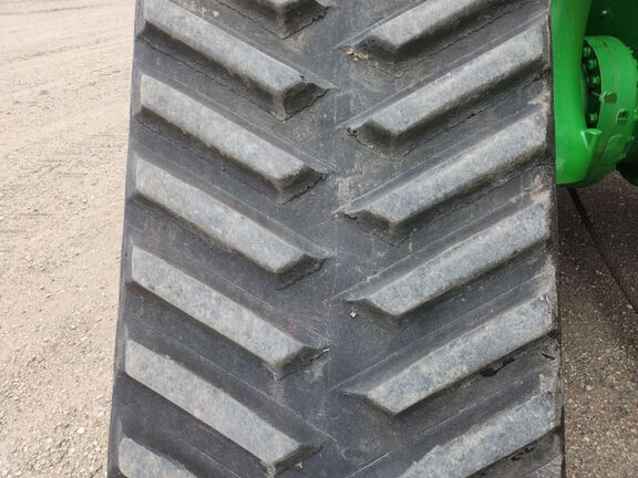 2023 John Deere 9RX 590 Tractor Rubber Track