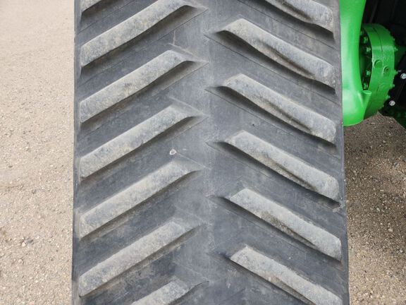 2023 John Deere 9RX 590 Tractor Rubber Track