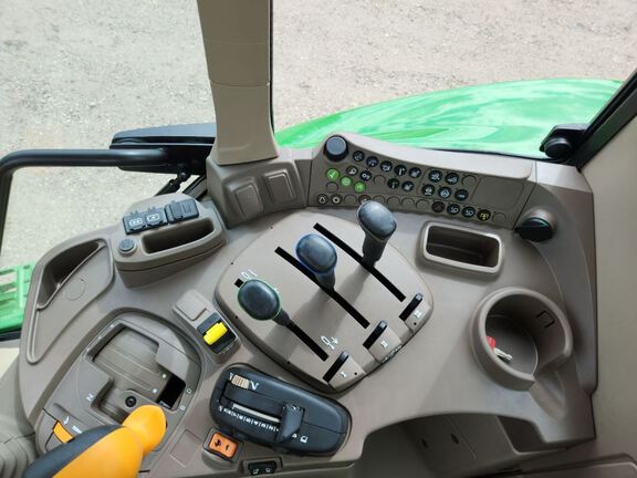 2025 John Deere 6M 165 Tractor