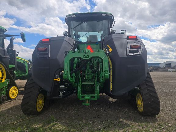 2024 John Deere 8RX 370 Tractor Rubber Track