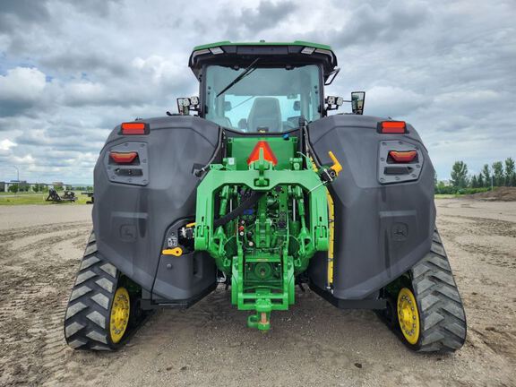 2024 John Deere 8RX 370 Tractor Rubber Track