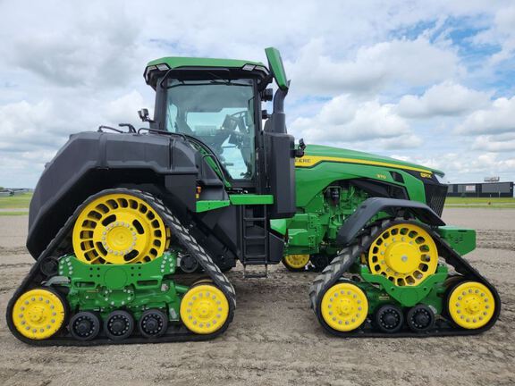 2024 John Deere 8RX 370 Tractor Rubber Track