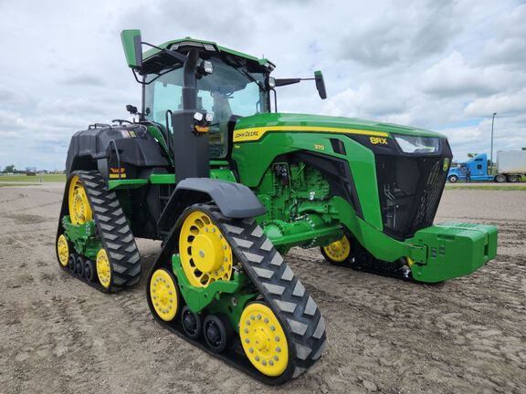 2024 John Deere 8RX 370 Tractor Rubber Track