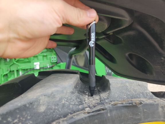 2024 John Deere 8RX 370 Tractor Rubber Track