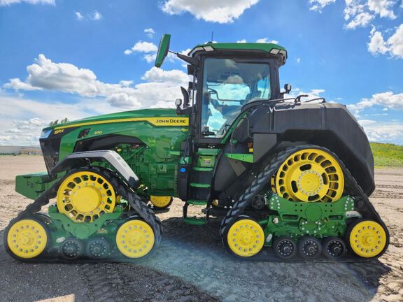 2024 John Deere 8RX 370 Tractor Rubber Track
