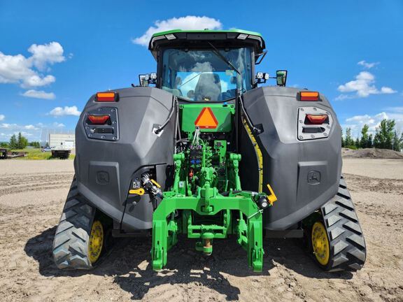 2024 John Deere 8RX 370 Tractor Rubber Track