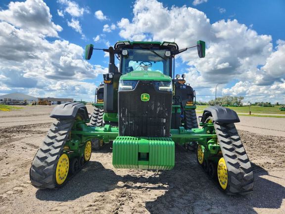 2024 John Deere 8RX 370 Tractor Rubber Track
