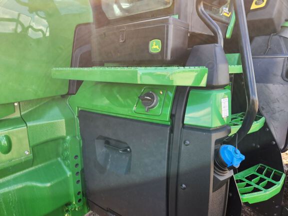 2024 John Deere 8RX 370 Tractor Rubber Track