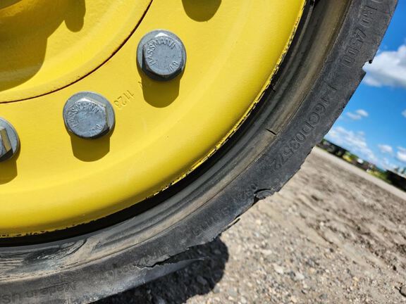 2024 John Deere 8RX 370 Tractor Rubber Track