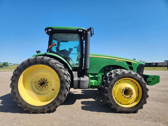 2010 John Deere 8270R Tractor