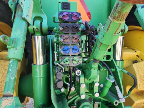 2010 John Deere 8270R Tractor