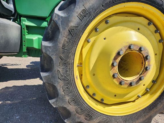 2010 John Deere 8270R Tractor