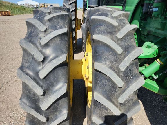 2010 John Deere 8270R Tractor