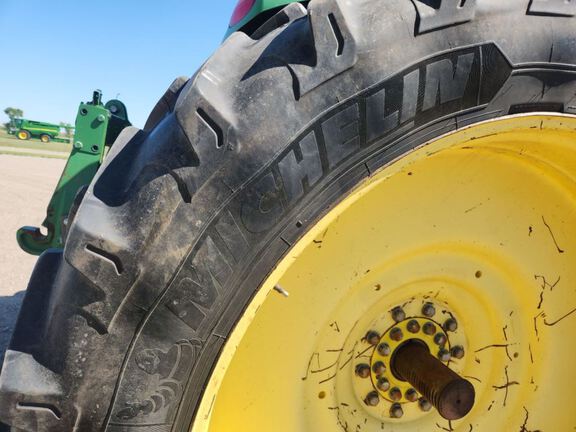 2010 John Deere 8270R Tractor