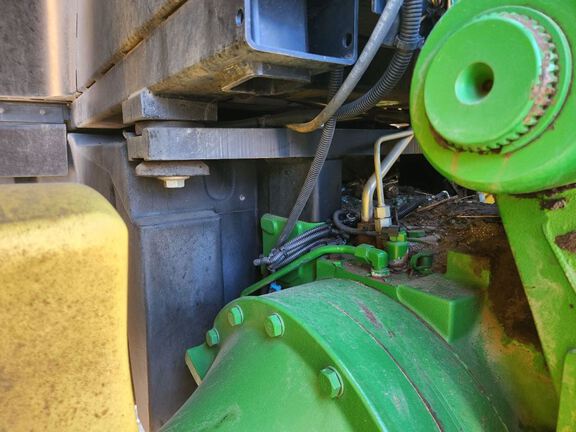 2010 John Deere 8270R Tractor