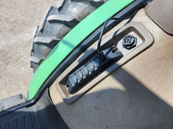 2010 John Deere 8270R Tractor