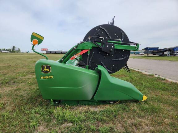 2018 John Deere 645FD Header Combine