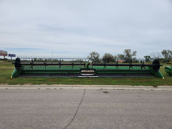 2018 John Deere 645FD Header Combine
