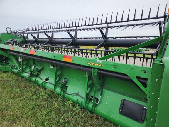 2018 John Deere 645FD Header Combine