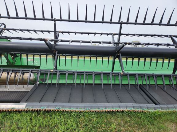 2018 John Deere 645FD Header Combine