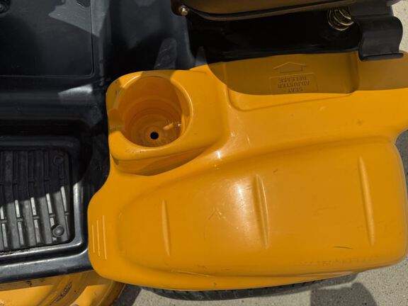 Cub Cadet I1050 Garden Tractor